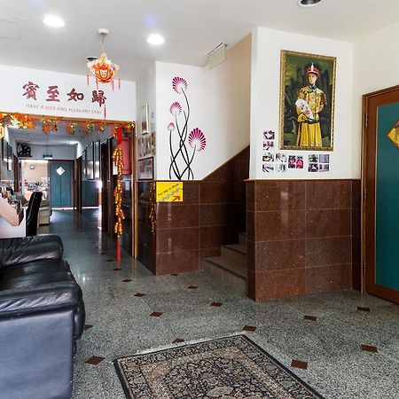 Hotel Reddoorz Near Aljunied Mrt Singapur Exterior foto